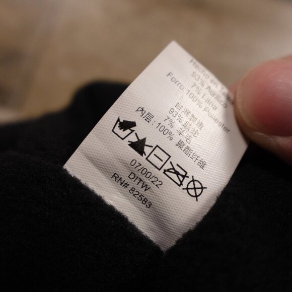 Turtle Fur Fleece-Lined Knit Beanie Unisex One Size Gray Black Winter Hat - Picture 6 of 8